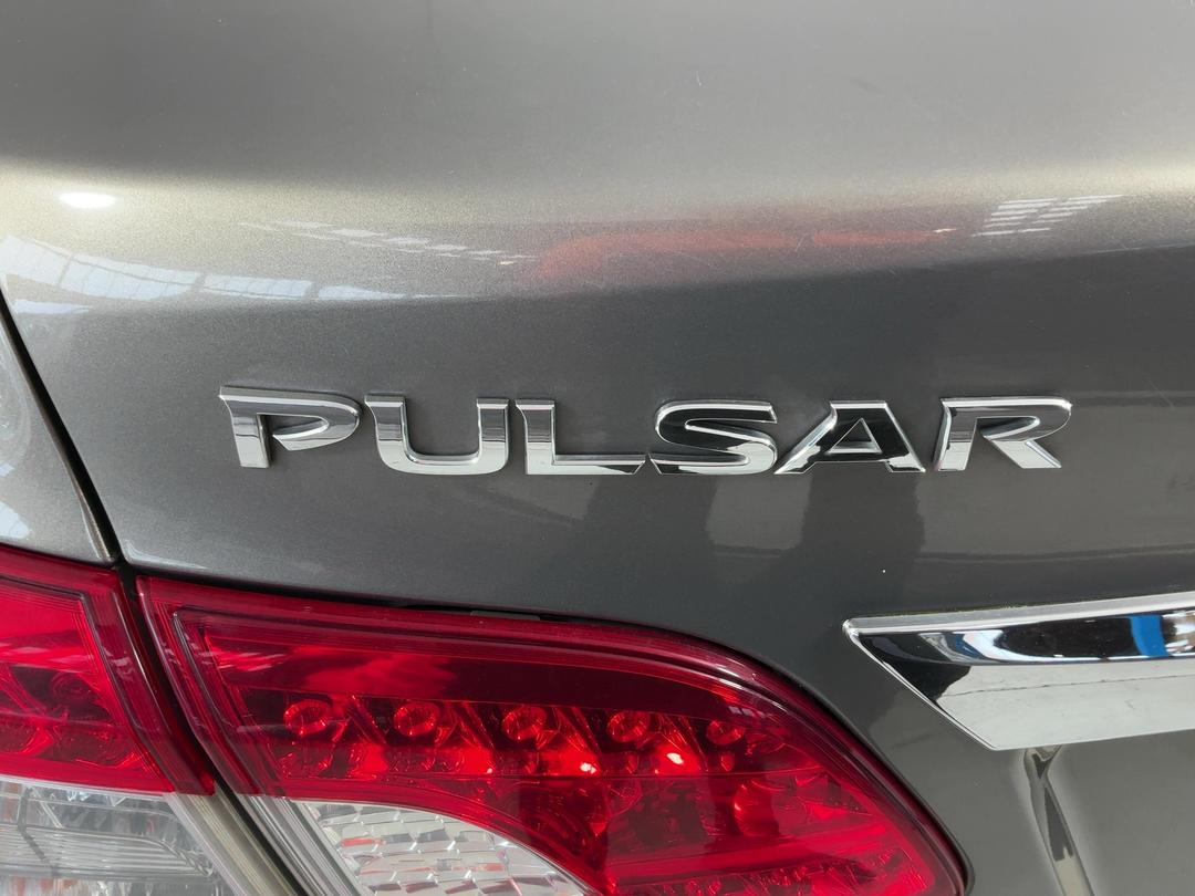 Photo '28' of Nissan Pulsar