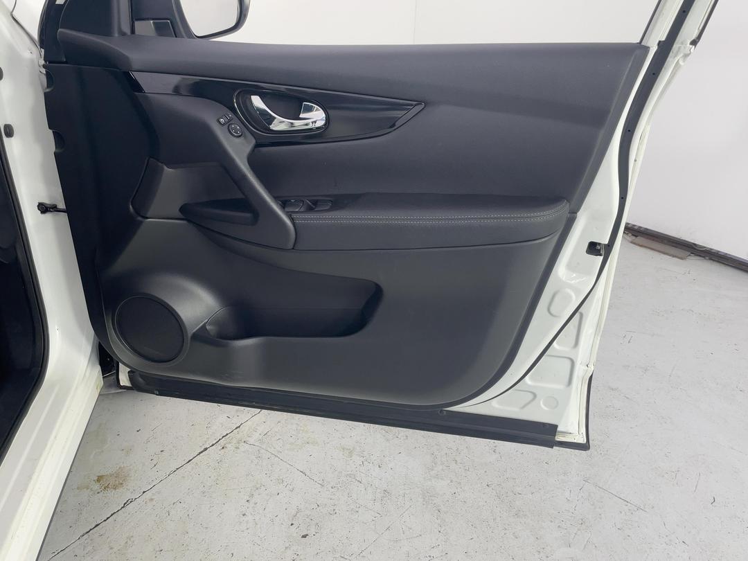 Photo '15' of Nissan Qashqai