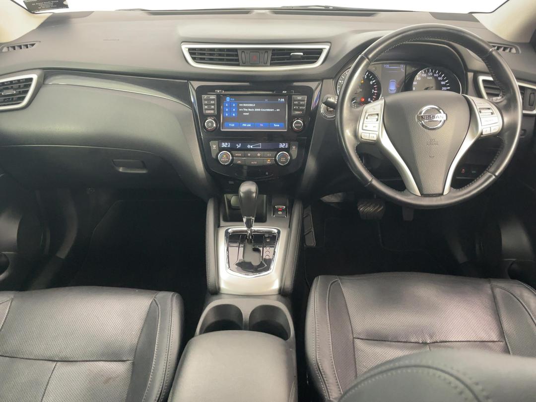 Photo '17' of Nissan Qashqai
