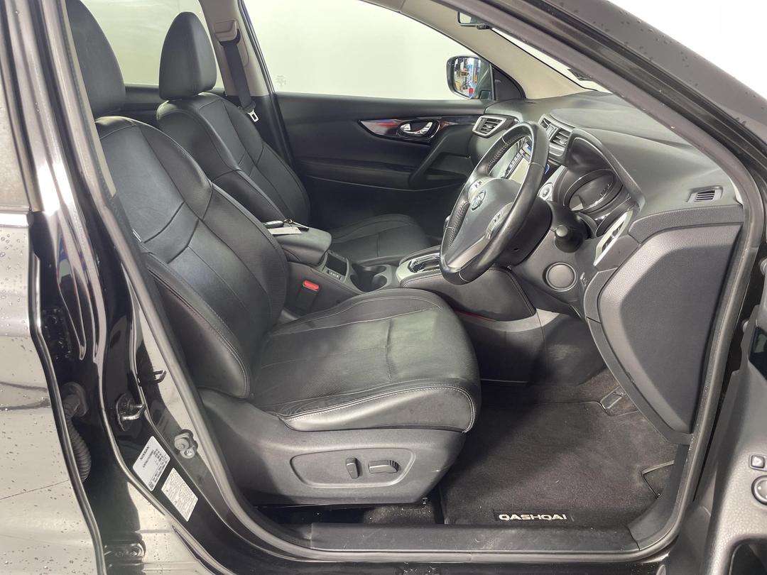 Photo '16' of Nissan Qashqai