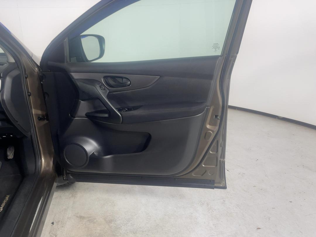 Photo '15' of Nissan Qashqai