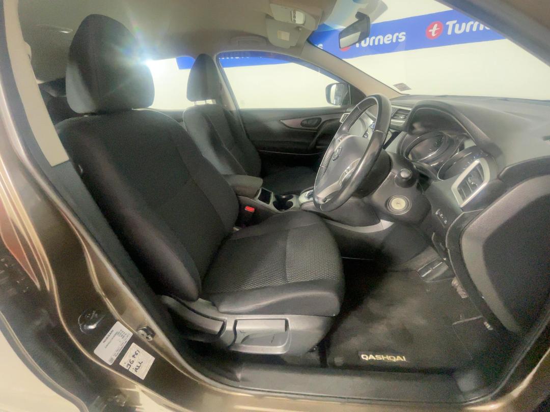 Photo '16' of Nissan Qashqai