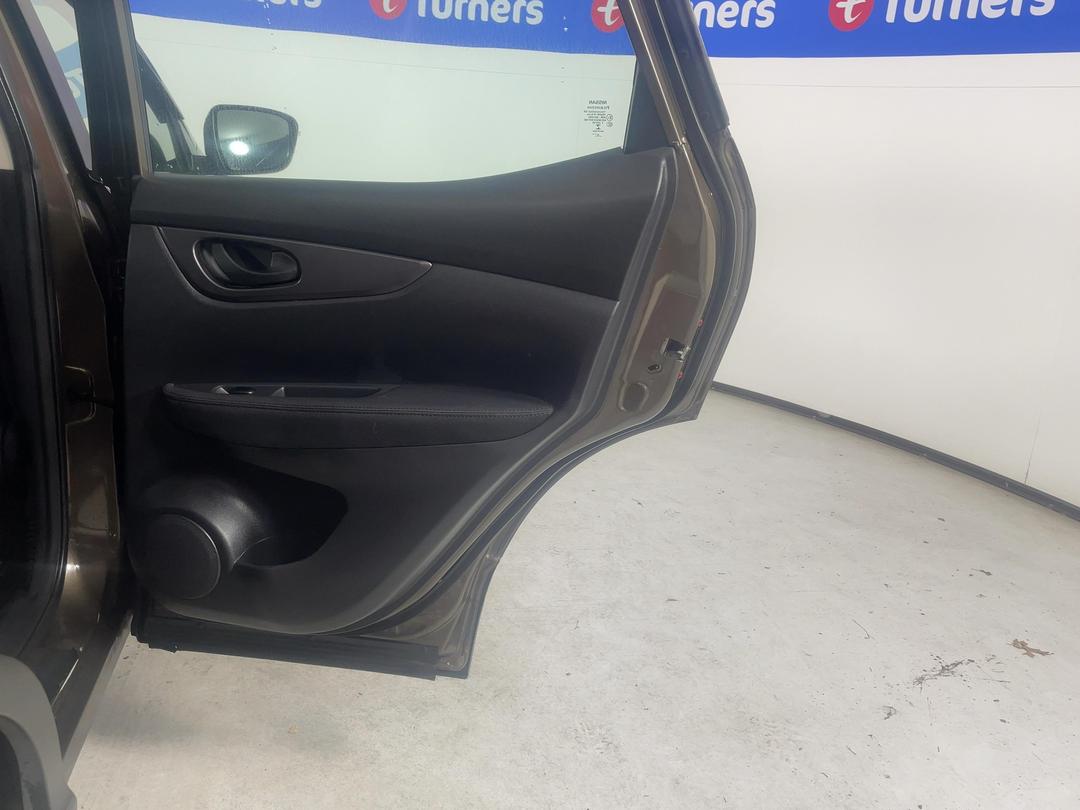 Photo '19' of Nissan Qashqai