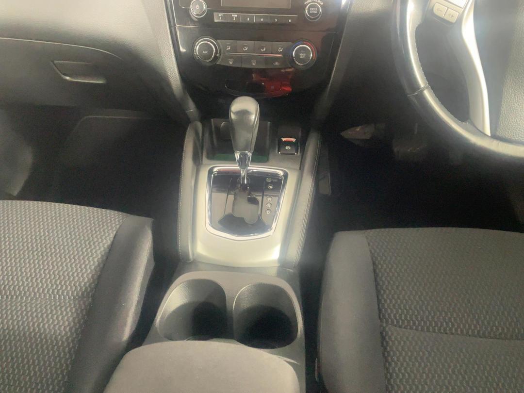 Photo '18' of Nissan Qashqai