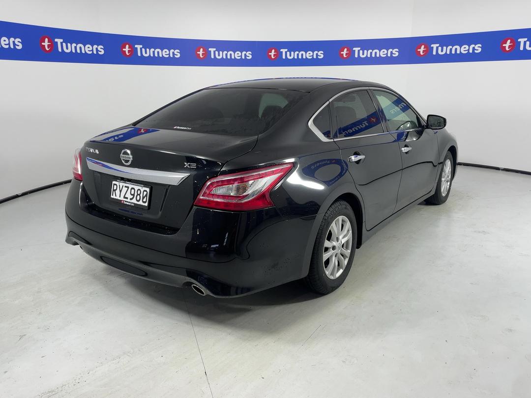 Photo '7' of Nissan Teana