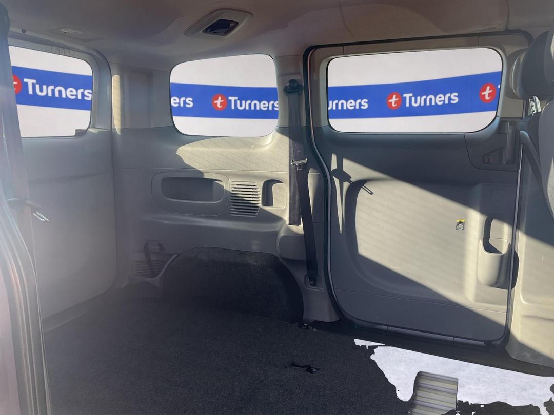 Photo '20' of Nissan Vanette