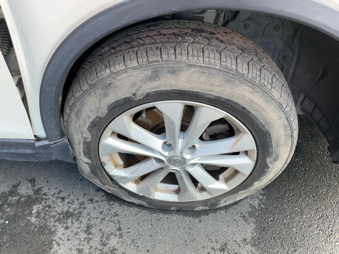 Photo '10' of Nissan X-Trail ST