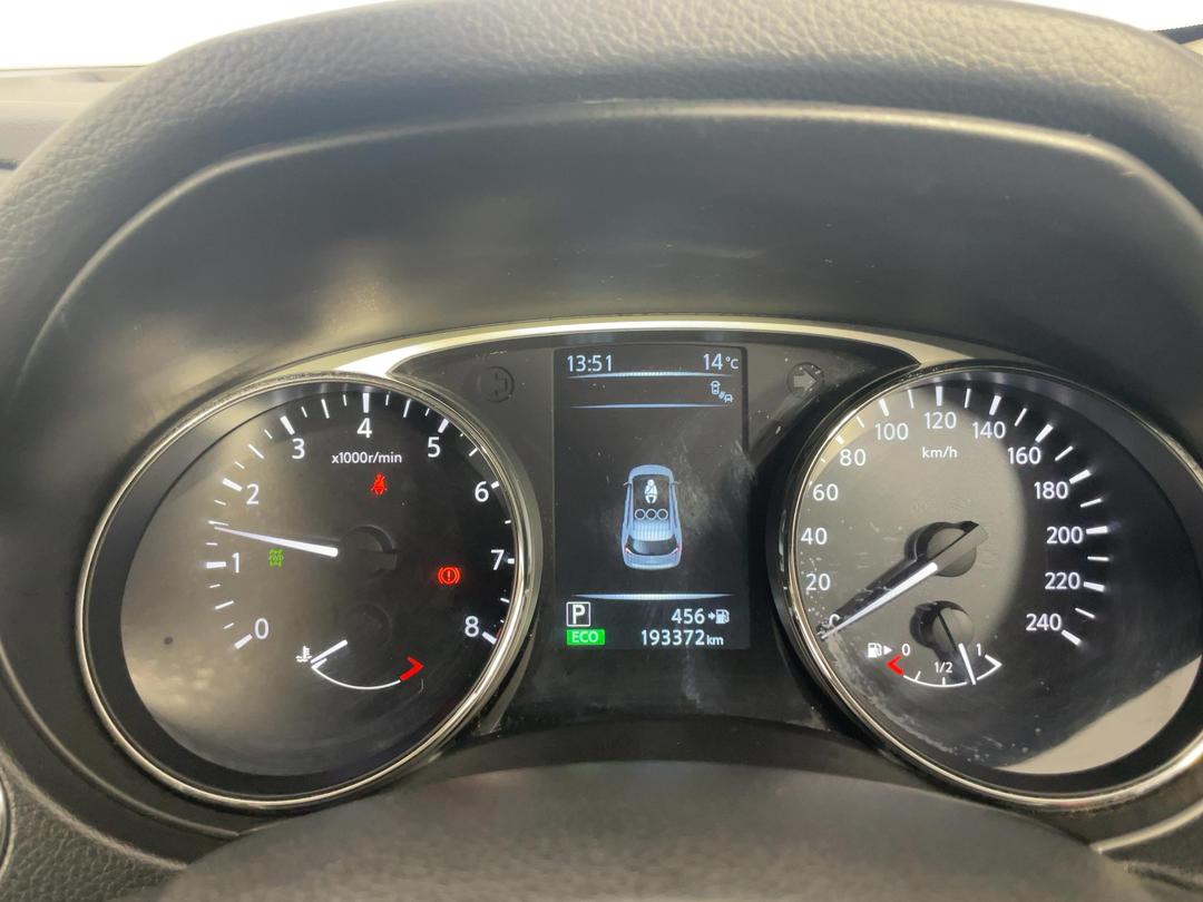 Photo '21' of Nissan X-Trail