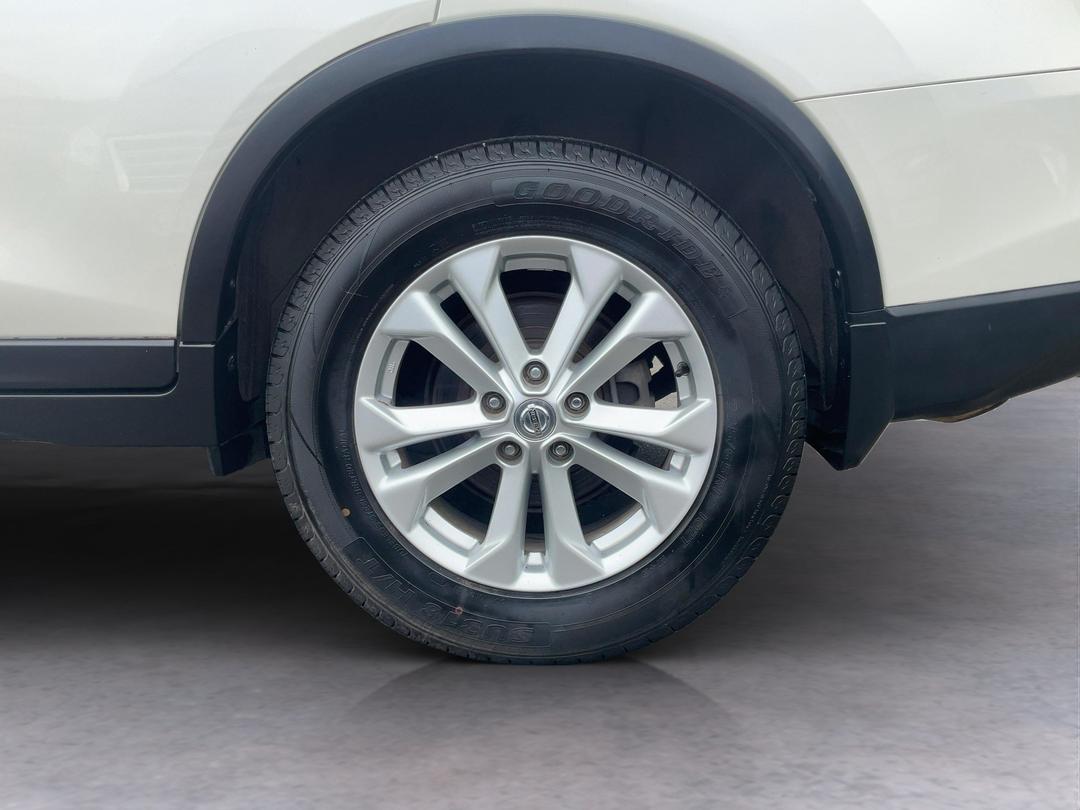 Photo '11' of Nissan X-Trail