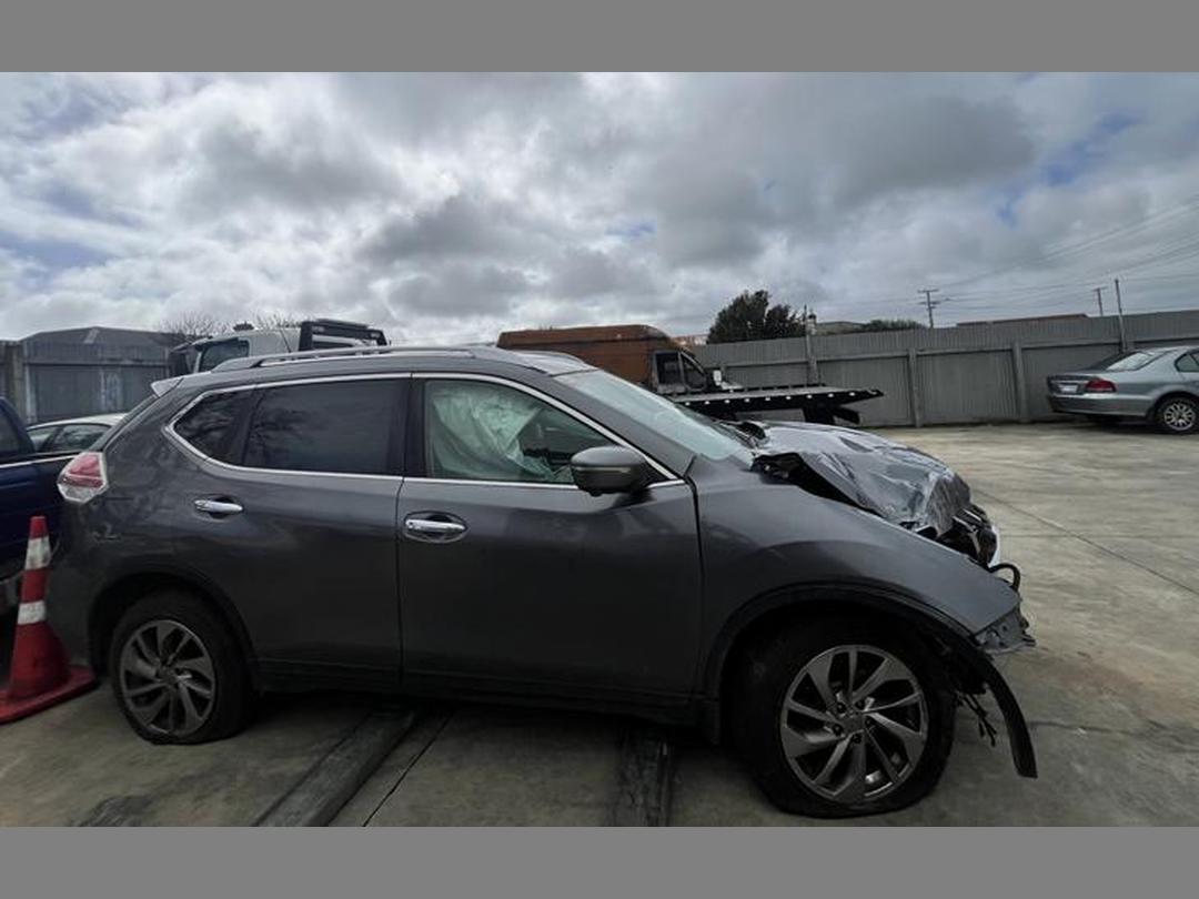 Photo '4' of Nissan X-Trail TI