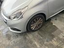 Thumbnail '6' of Peugeot 208 Allure