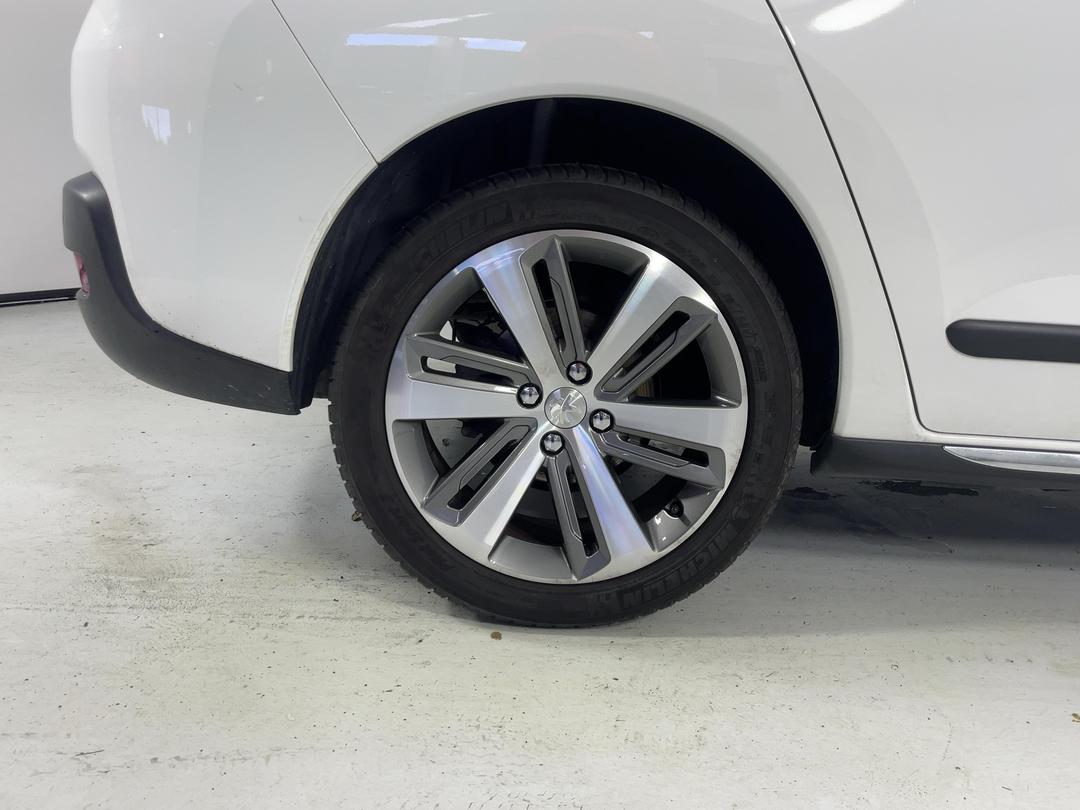 Photo '12' of Peugeot 3008