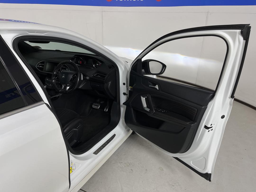 Photo '15' of Peugeot 308