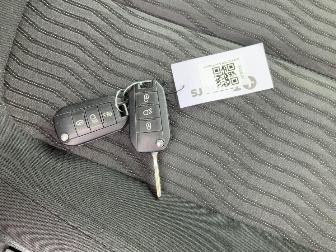 Photo '20' of Peugeot 308 Access Photo '20' of Peugeot 308 Access