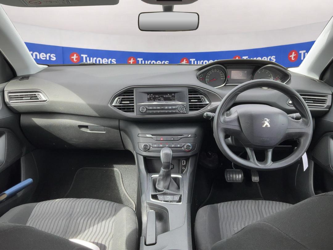 Photo '15' of Peugeot 308 Access Photo '15' of Peugeot 308 Access