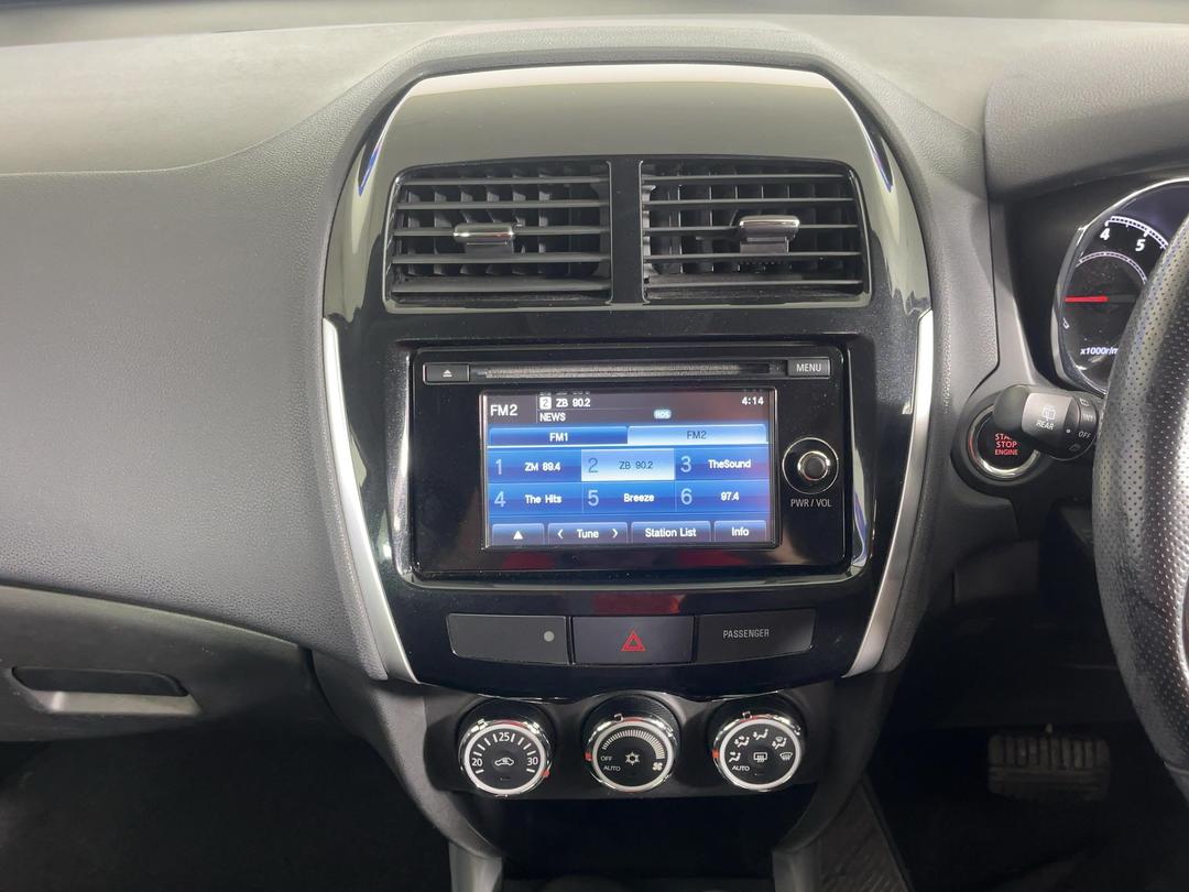 Photo '18' of Peugeot 4008