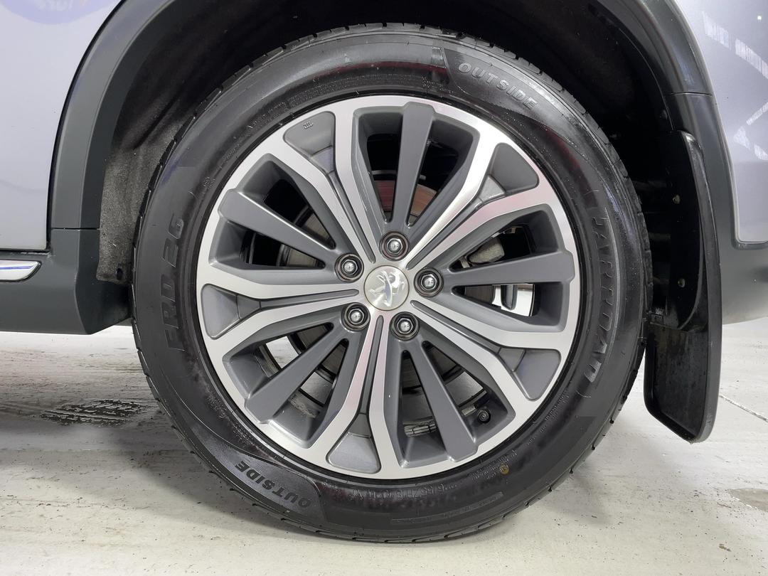 Photo '11' of Peugeot 4008