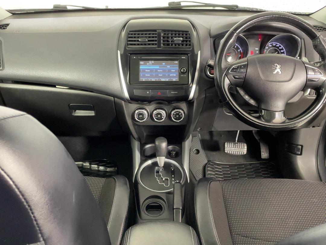 Photo '17' of Peugeot 4008