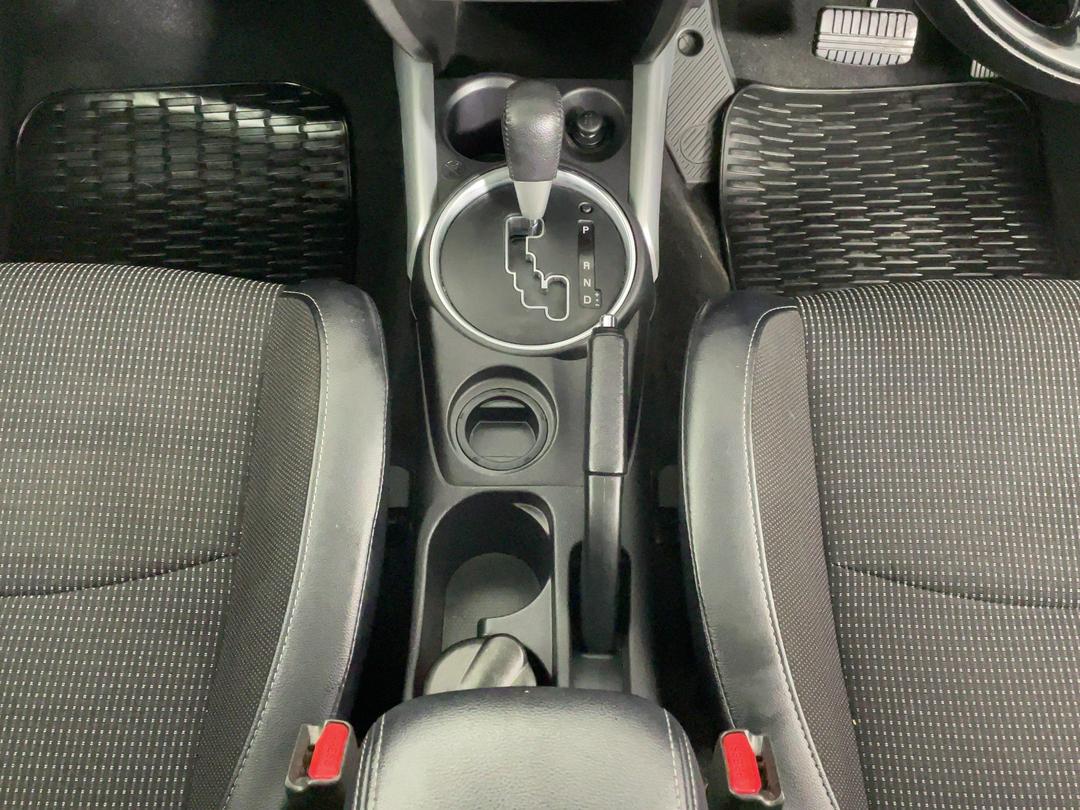 Photo '18' of Peugeot 4008