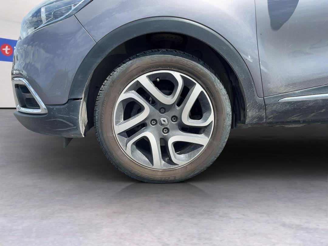 Photo '8' of Renault Captur Dynamique Photo '8' of Renault Captur Dynamique