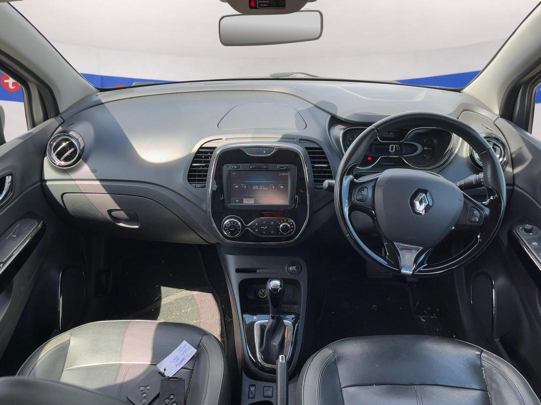 Photo '15' of Renault Captur Dynamique Photo '15' of Renault Captur Dynamique