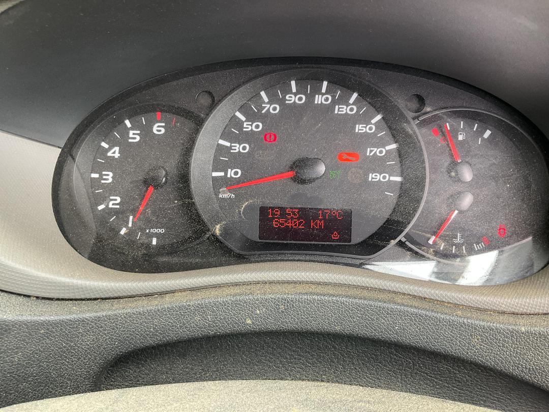 Photo '18' of Renault Master L2H2