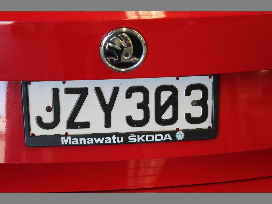 Photo '8' of Skoda Fabia 81KW TSI DSG Photo '8' of Skoda Fabia 81KW TSI DSG