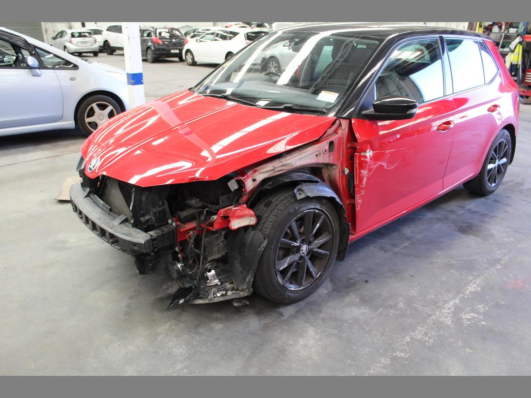 Photo '3' of Skoda Fabia 81KW TSI DSG Photo '3' of Skoda Fabia 81KW TSI DSG
