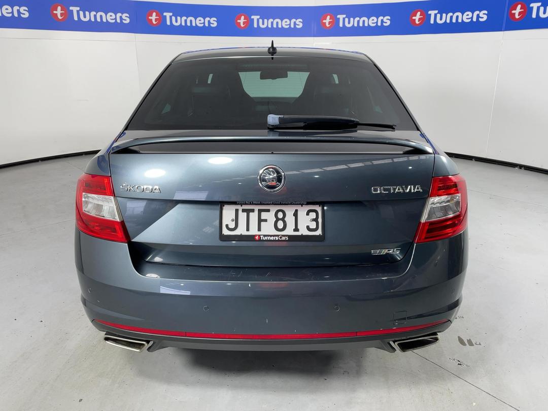 Photo '6' of Skoda Octavia