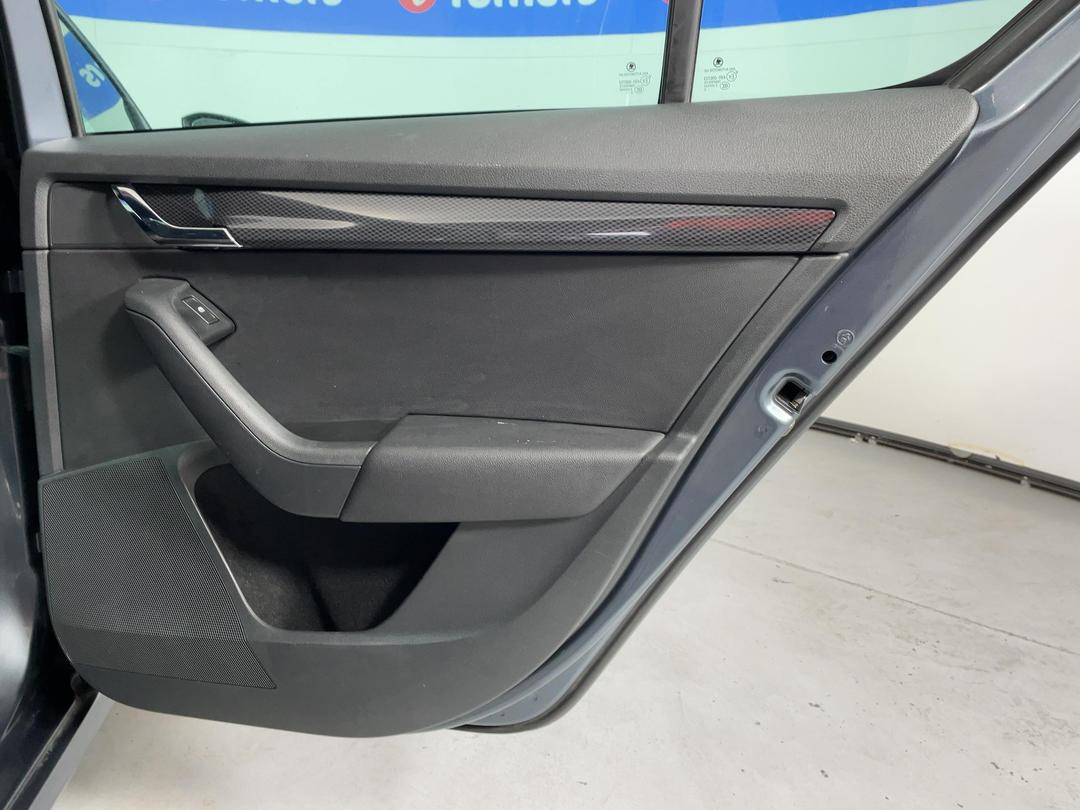 Photo '19' of Skoda Octavia