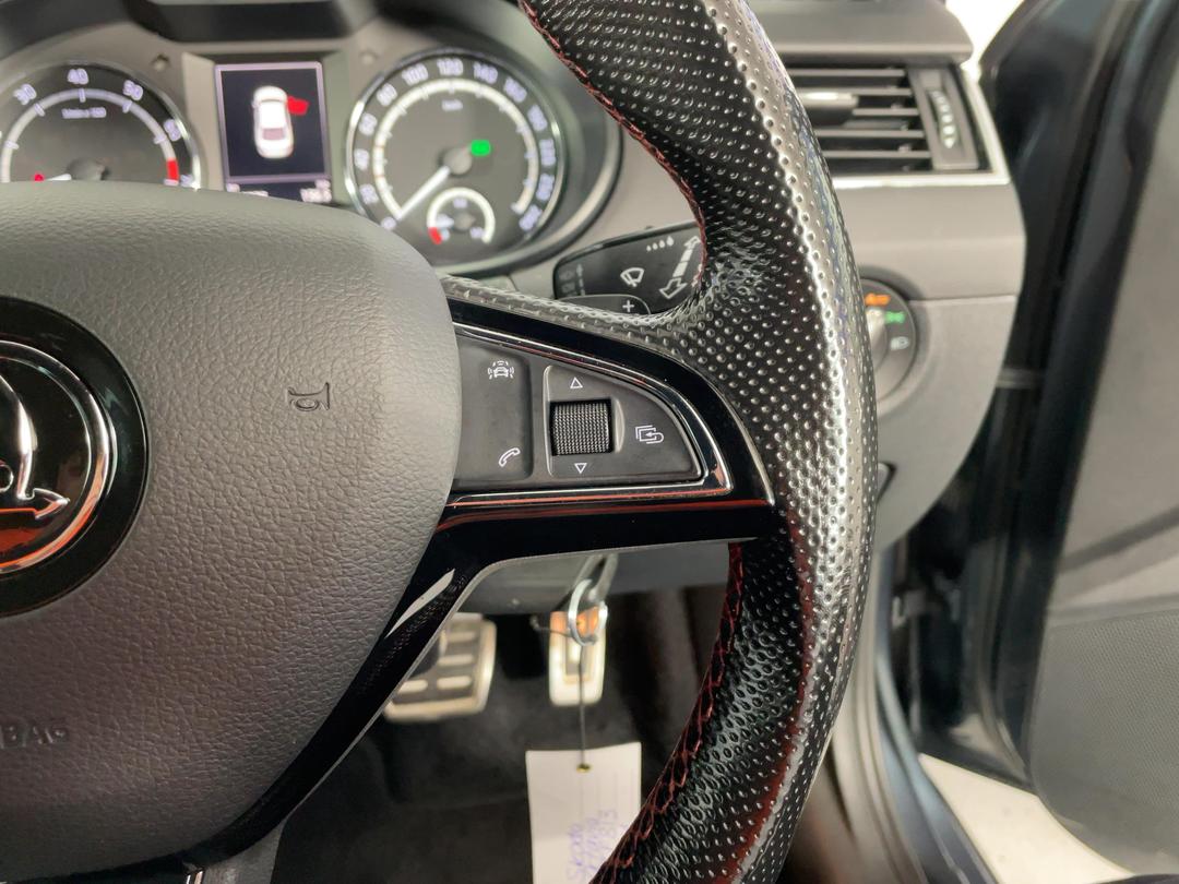 Photo '28' of Skoda Octavia
