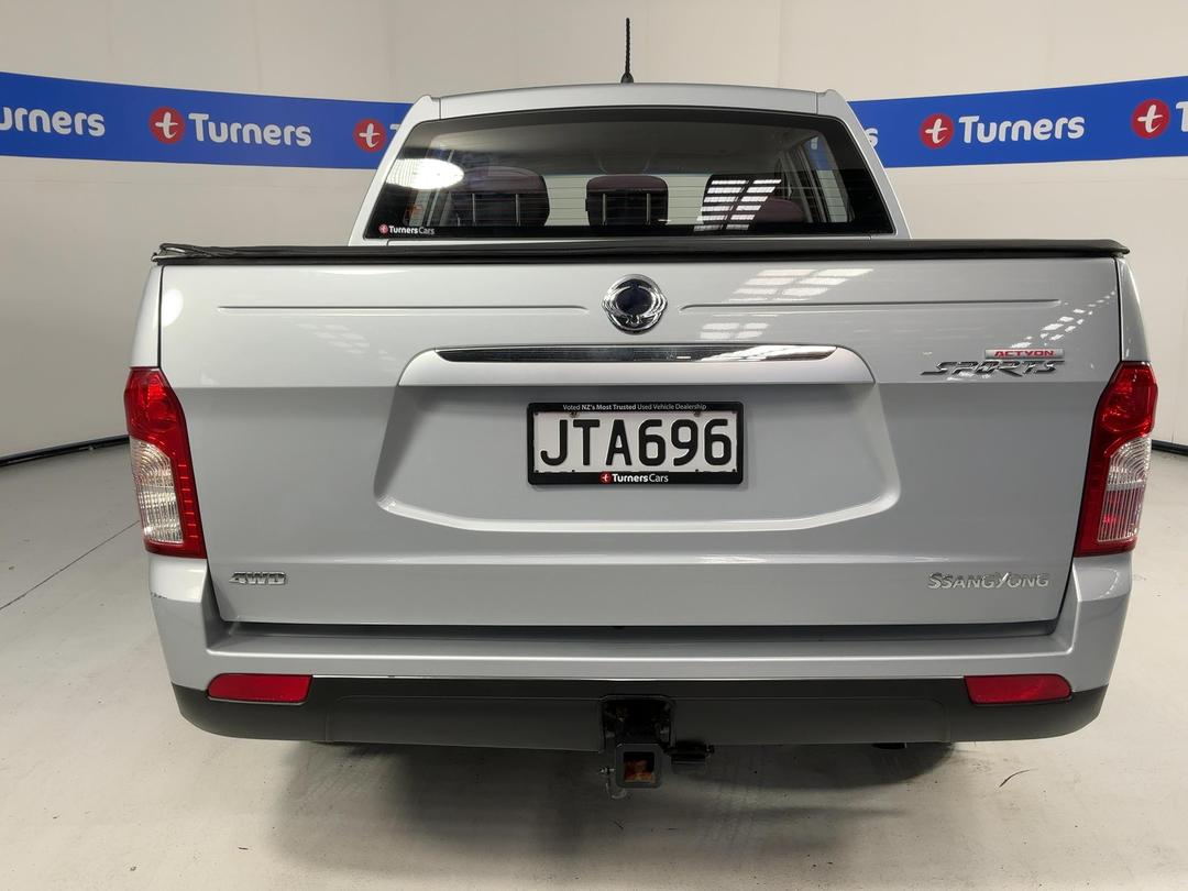 Photo '6' of Ssangyong Actyon Sport
