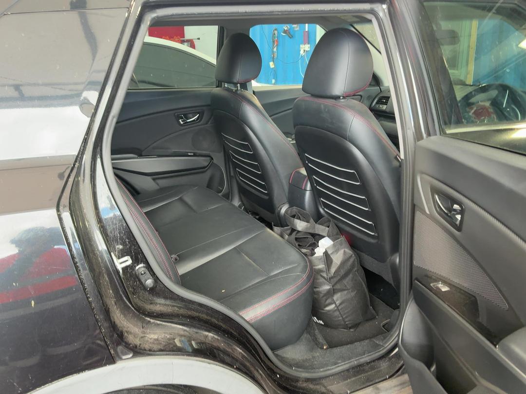 Photo '9' of Ssangyong Tivoli LTD LWB Photo '9' of Ssangyong Tivoli LTD LWB