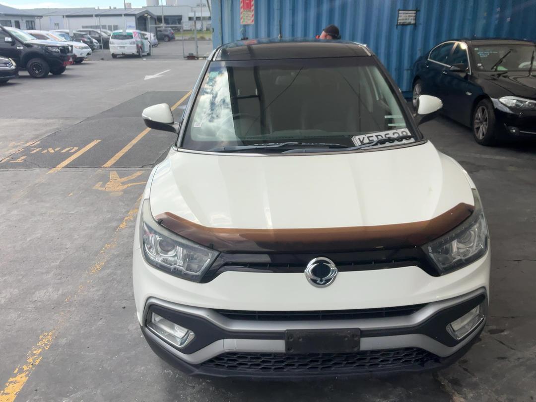 Photo '4' of Ssangyong Tivoli LTD LWB Photo '4' of Ssangyong Tivoli LTD LWB