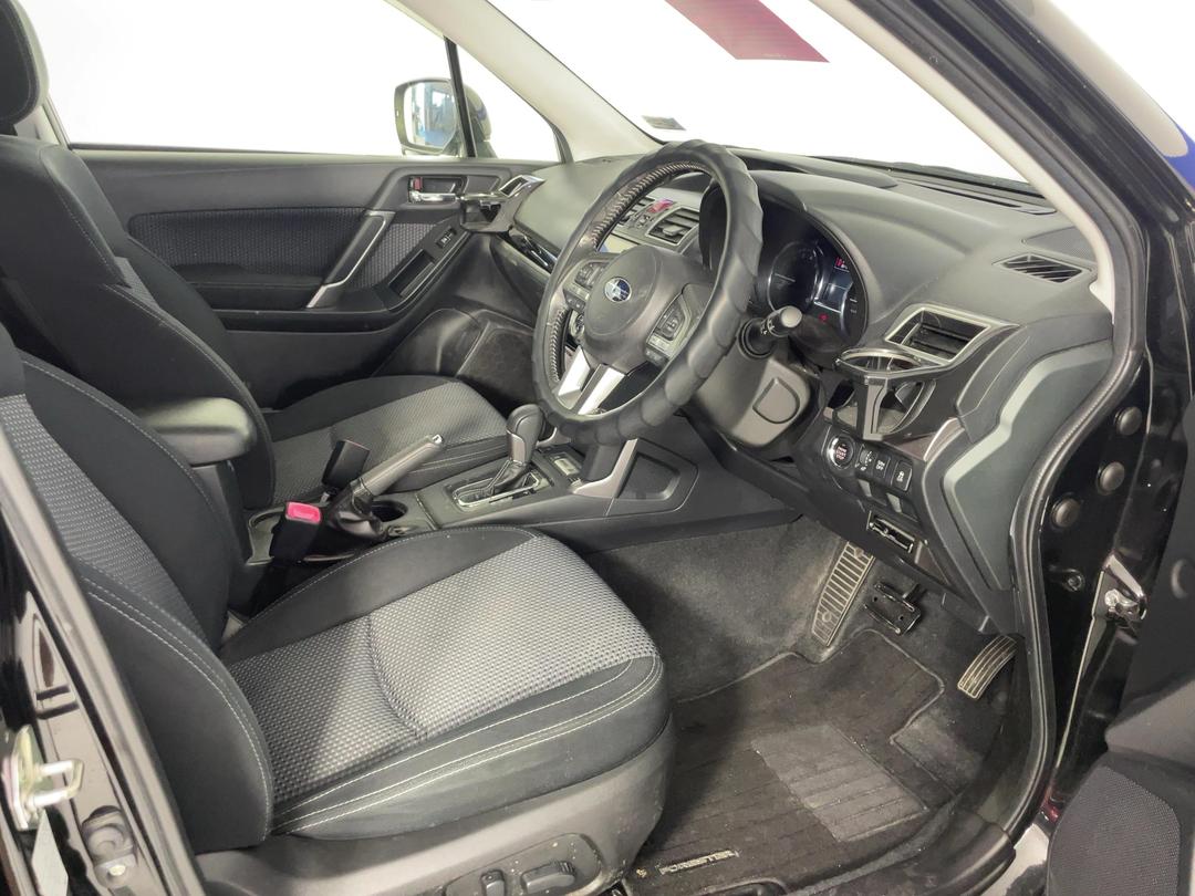 Photo '14' of Subaru Forester