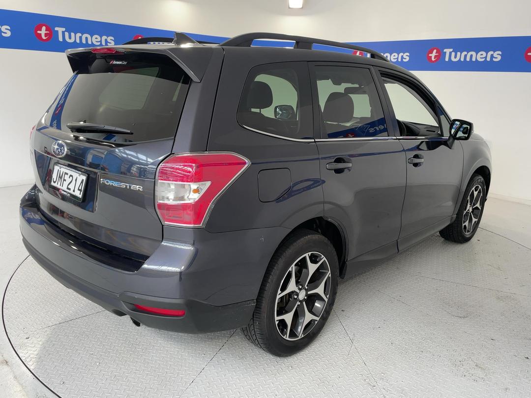 Photo '7' of Subaru Forester