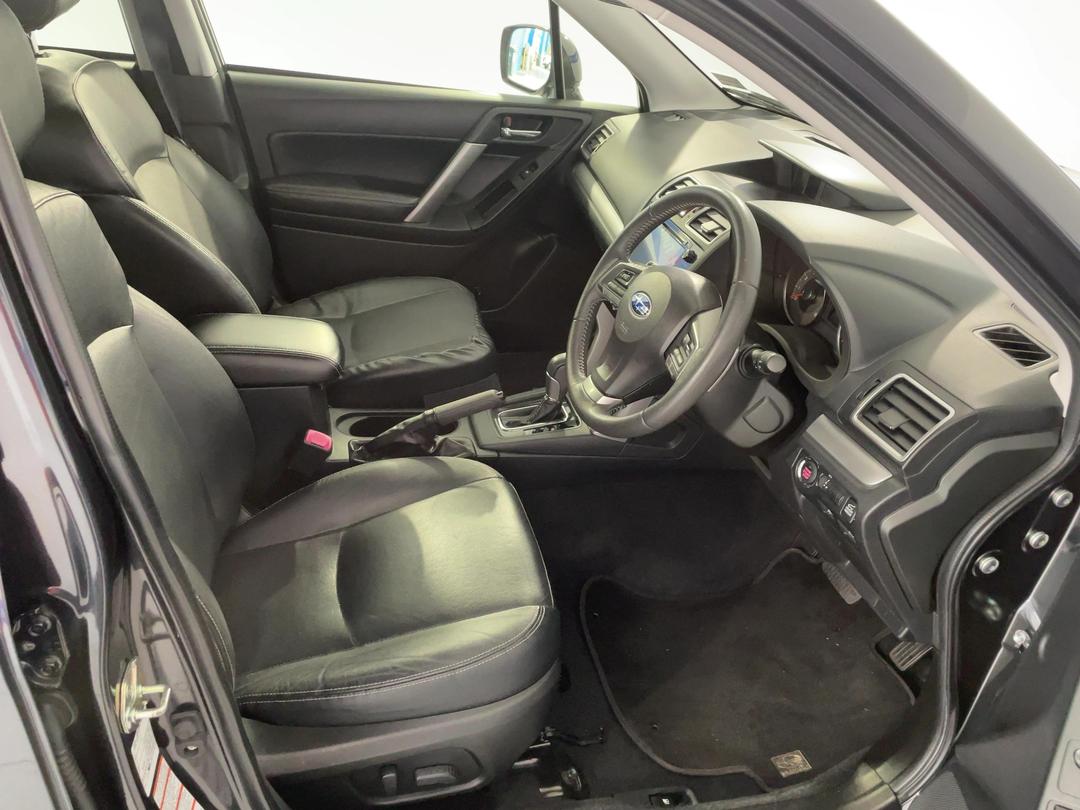 Photo '16' of Subaru Forester