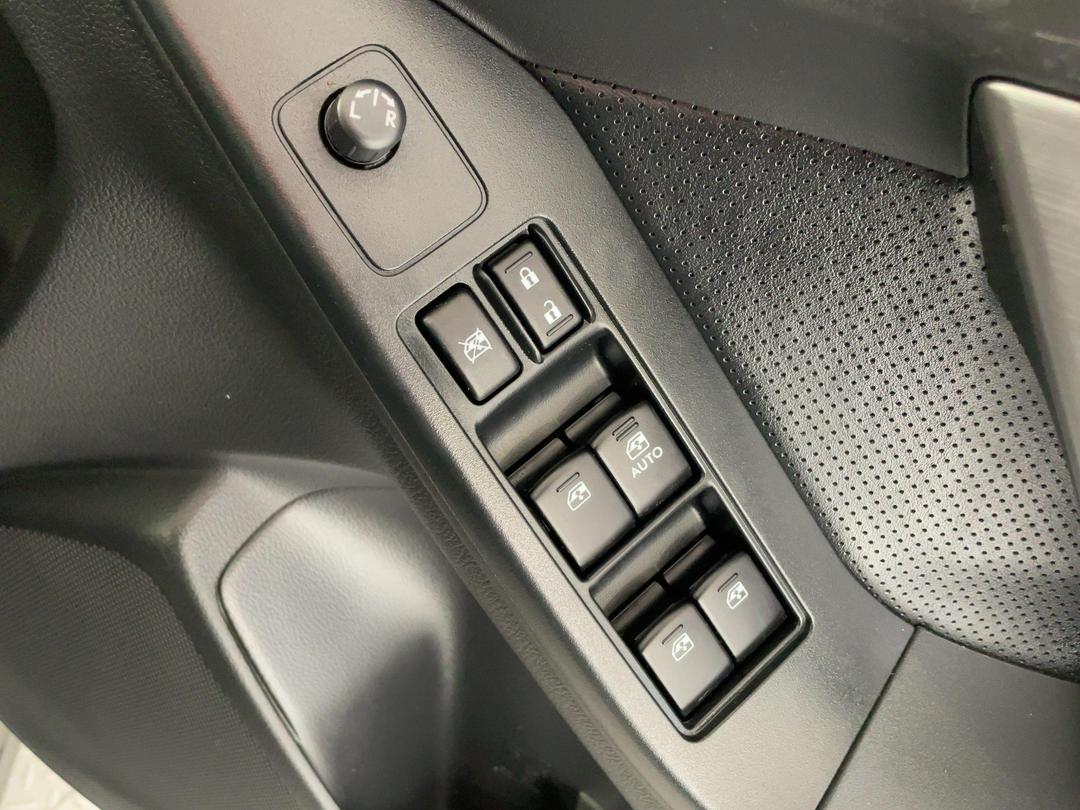 Photo '24' of Subaru Forester