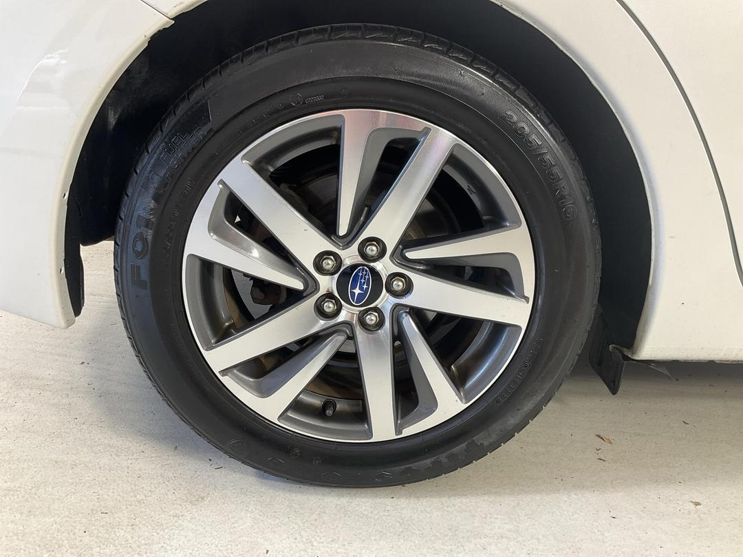 Photo '12' of Subaru Impreza