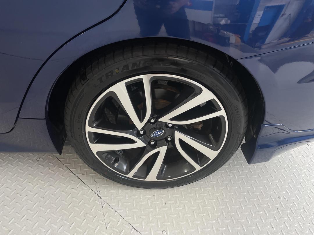 Photo '11' of Subaru Levorg