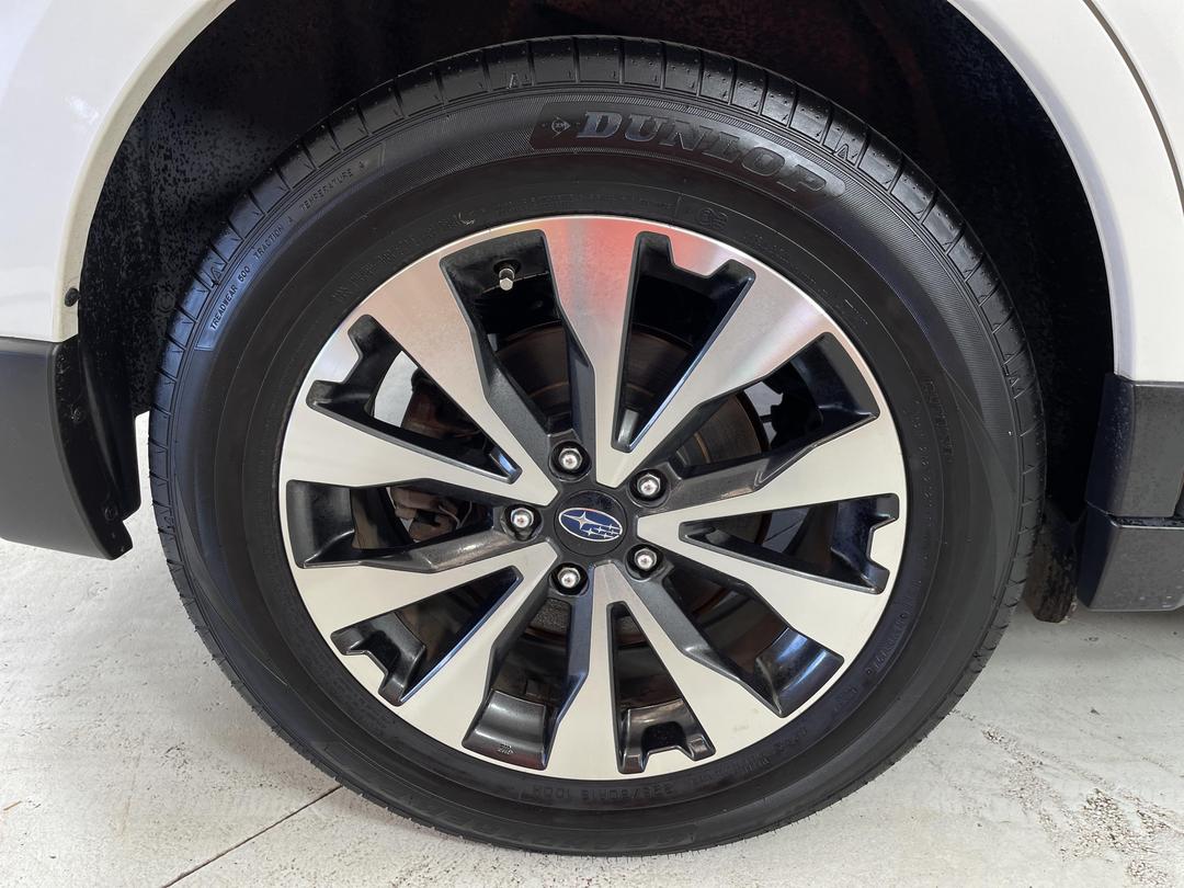 Photo '12' of Subaru Outback