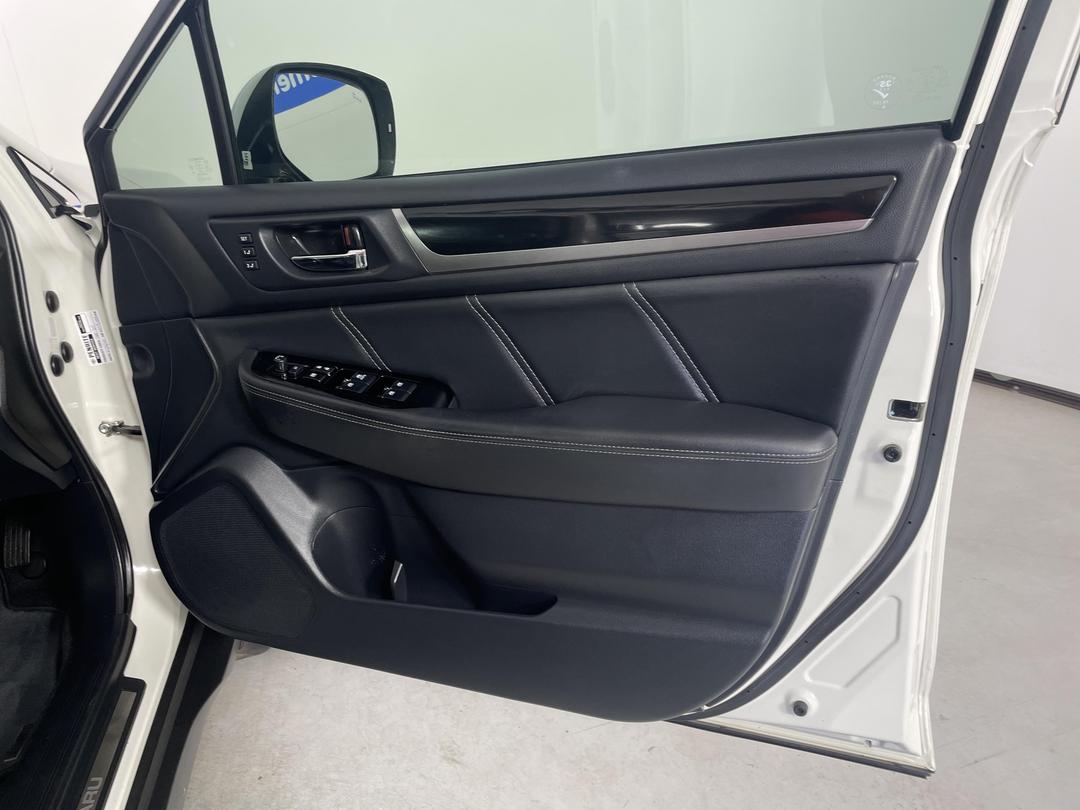 Photo '15' of Subaru Outback