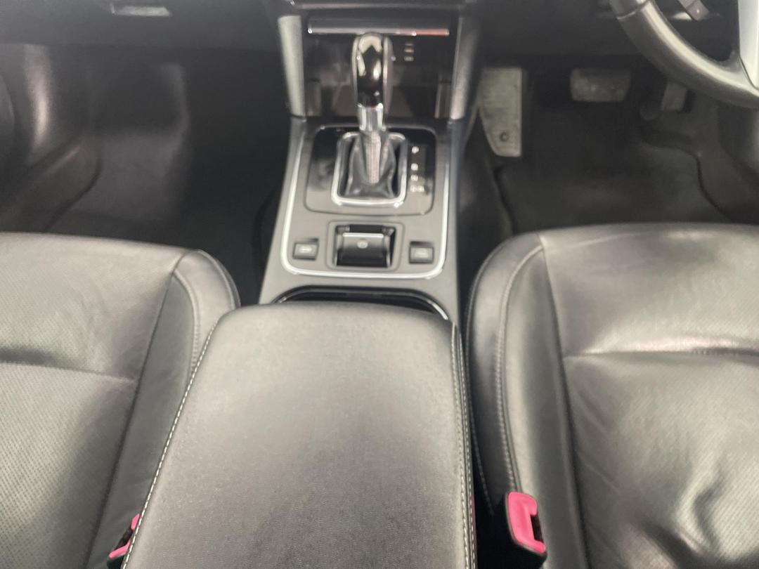 Photo '18' of Subaru Outback