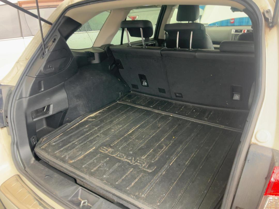 Photo '22' of Subaru Outback