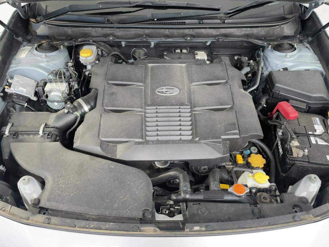 Photo '13' of Subaru Outback