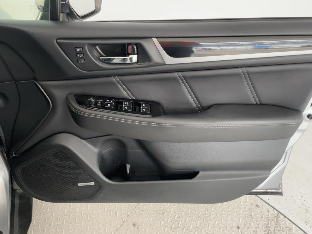 Photo '15' of Subaru Outback
