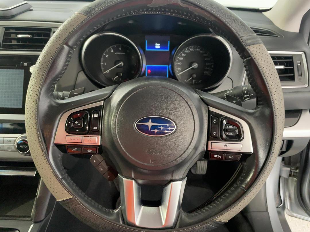 Photo '28' of Subaru Outback