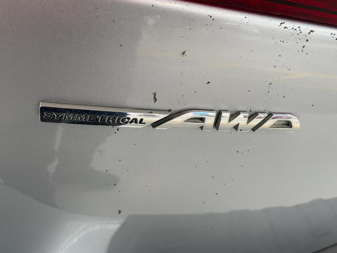Photo '36' of Subaru Outback