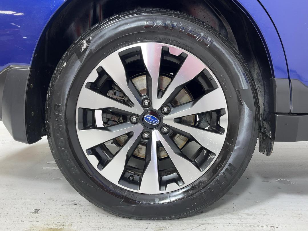 Photo '12' of Subaru Outback