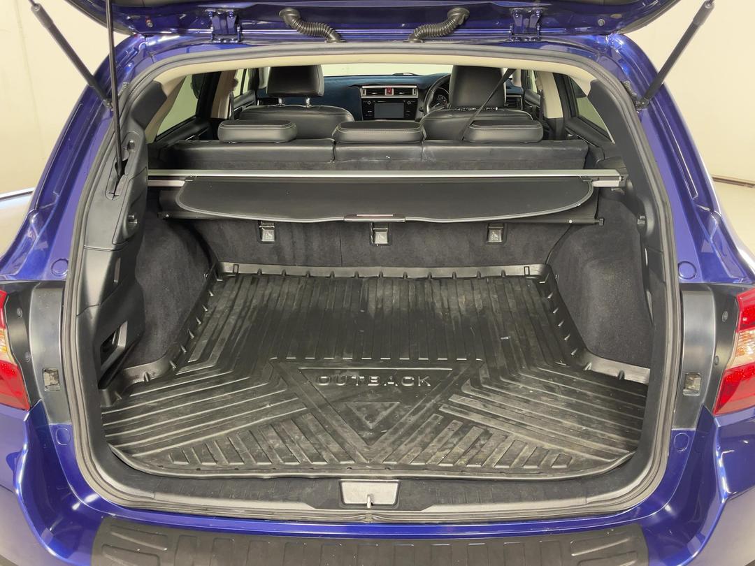 Photo '14' of Subaru Outback